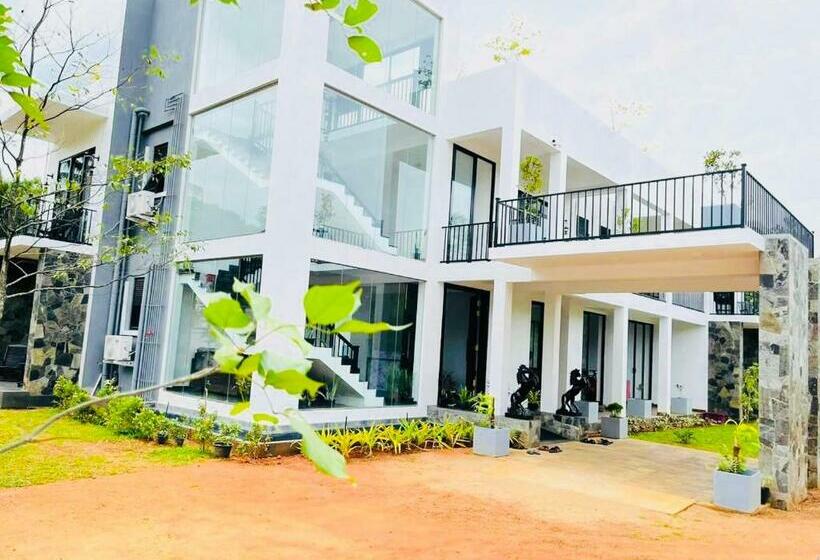 ホテル Black Mustang