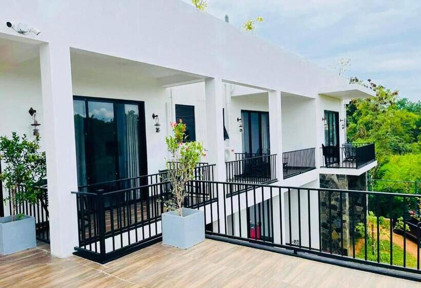 ホテル Black Mustang