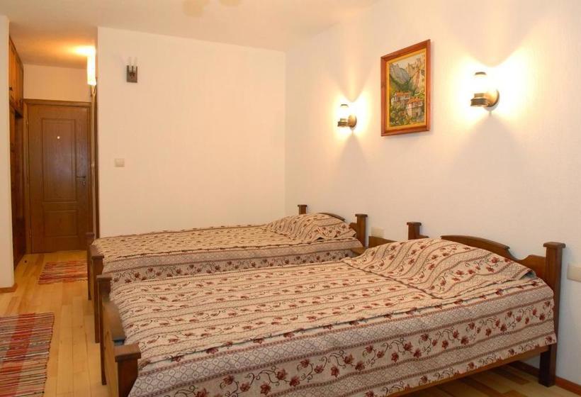 Otel Pirinski Han  Old Adjev Han