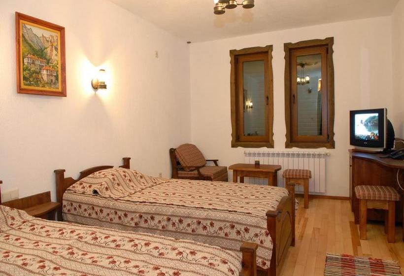 Otel Pirinski Han  Old Adjev Han