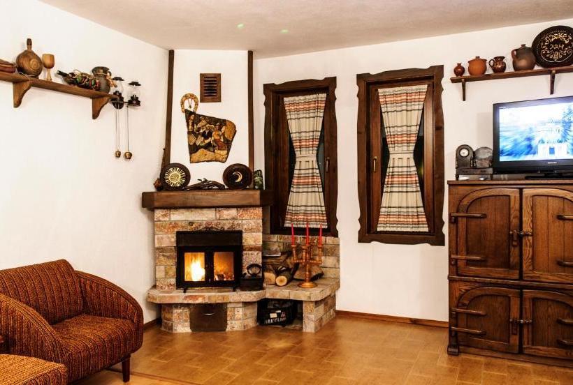 Otel Pirinski Han  Old Adjev Han