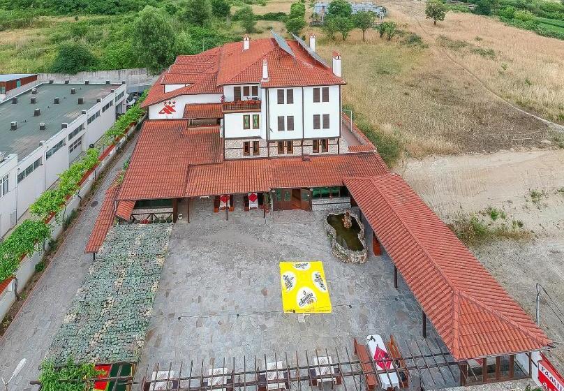 Otel Pirinski Han  Old Adjev Han