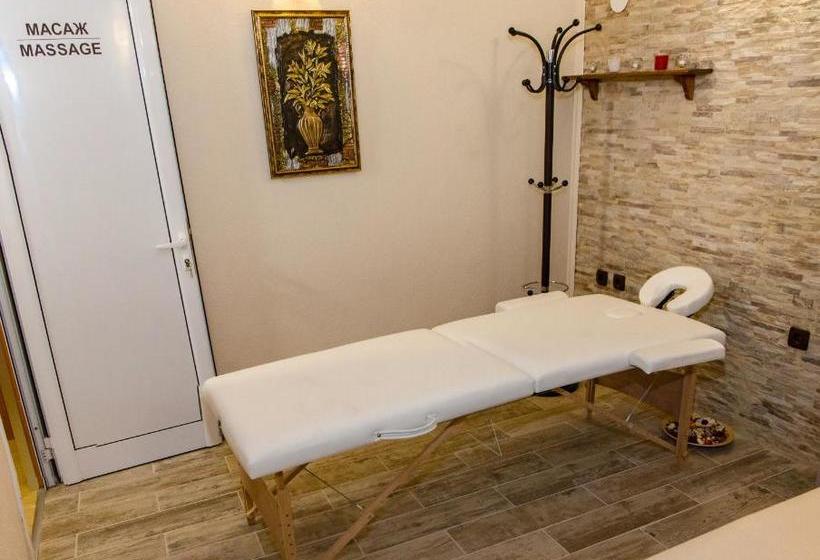 Otel Pirinski Han  Old Adjev Han