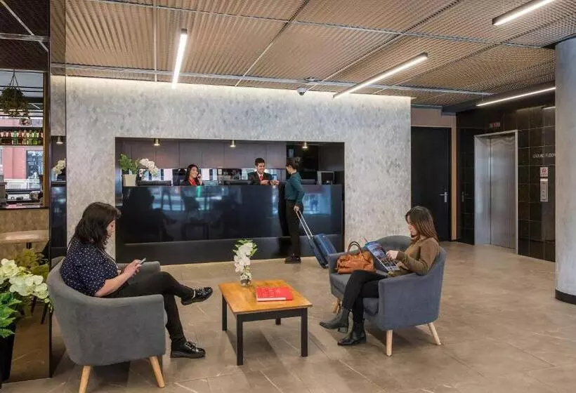 בית מלון כפרי Arrow On Swanston