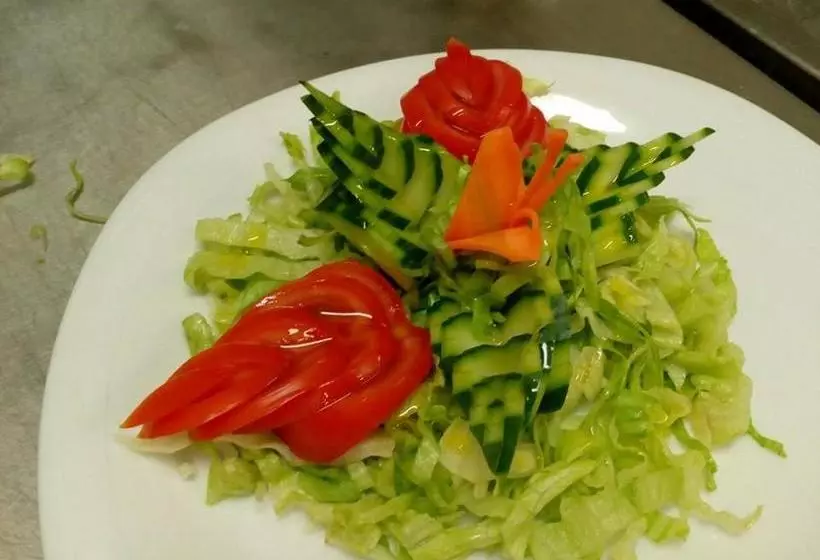 Familly Art Hotel Nirvana