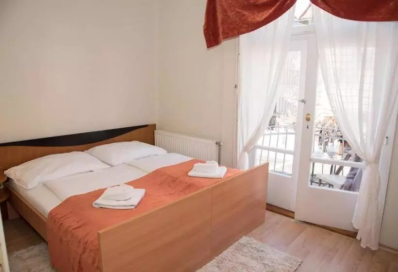 Hotel Astoria Panzió