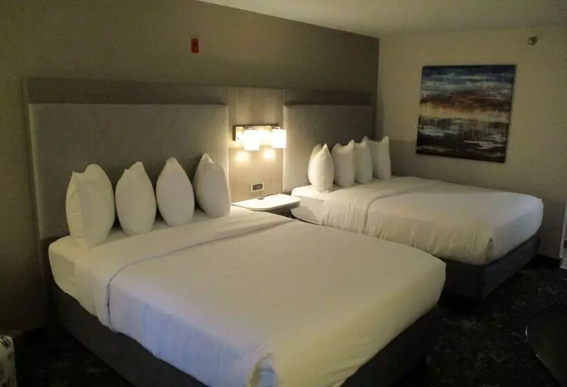 هتل Best Western Worlds Of Fun