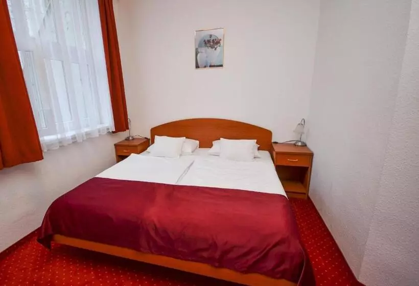 هتل Broadway City Guesthouse