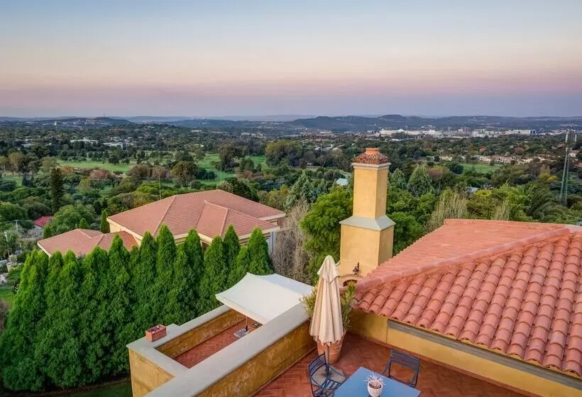 فندق Castello Di Monte