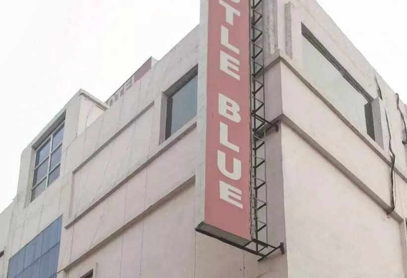 בית מלון כפרי Castle Blue New Delhi Near Igi Airport