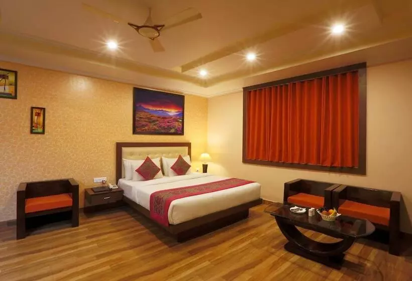 בית מלון כפרי Castle Blue New Delhi Near Igi Airport