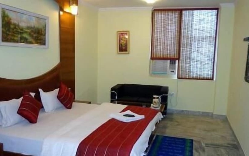 בית מלון כפרי Castle Blue New Delhi Near Igi Airport