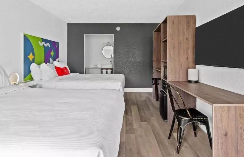 ホテル Developer Inn Highway, A Howard Johnson By Wyndham