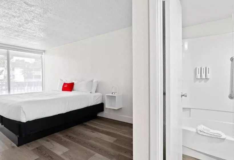 ホテル Developer Inn Highway, A Howard Johnson By Wyndham