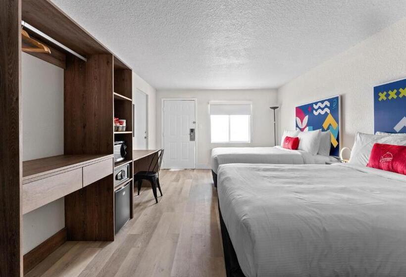 فندق Developer Inn Highway, A Howard Johnson By Wyndham