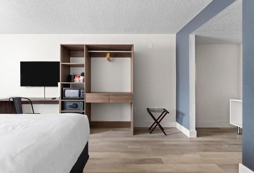 فندق Developer Inn Highway, A Howard Johnson By Wyndham