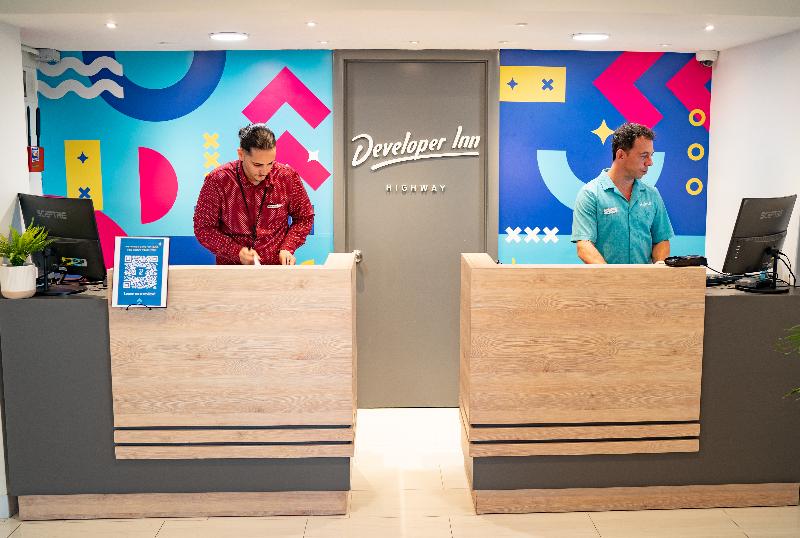 فندق Developer Inn Highway, A Howard Johnson By Wyndham