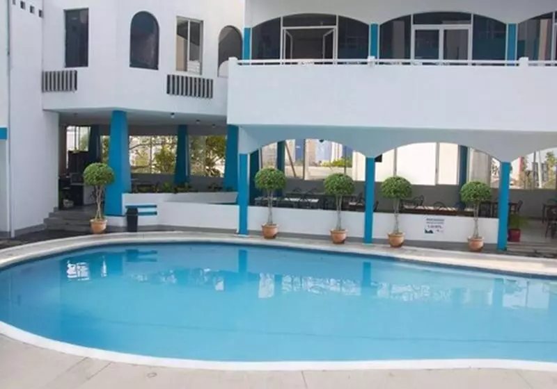 Отель Dorados Acapulco