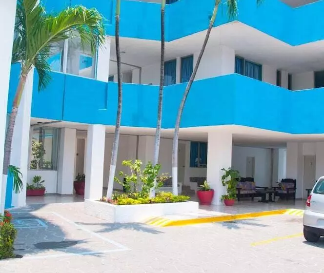 Отель Dorados Acapulco