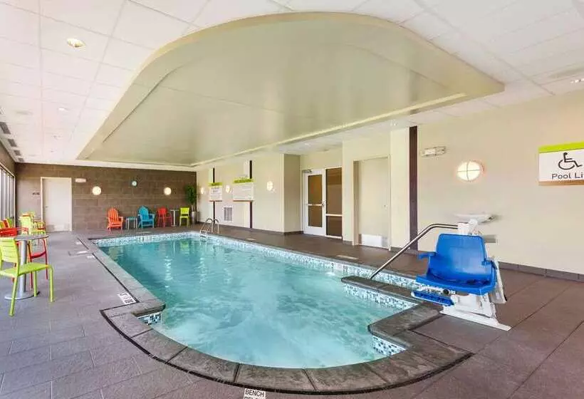 هتل Home2 Suites By Hilton Fargo, Nd