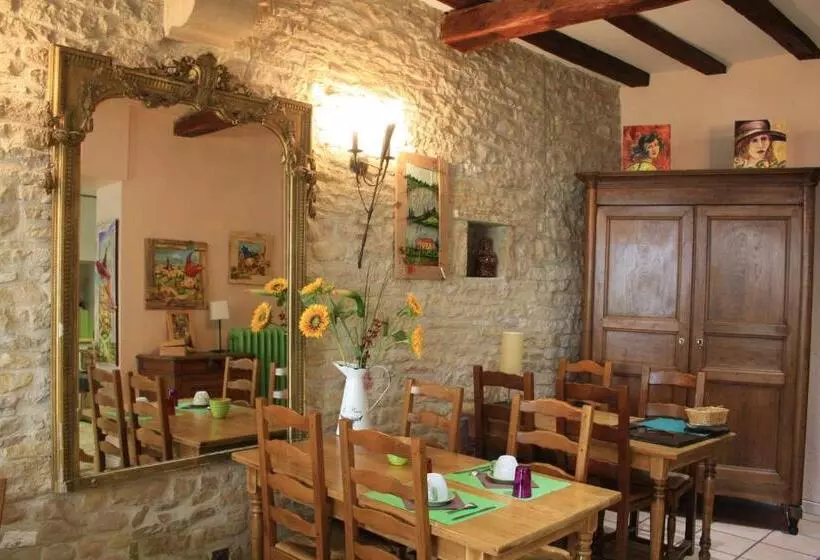 هتل Hôtel République