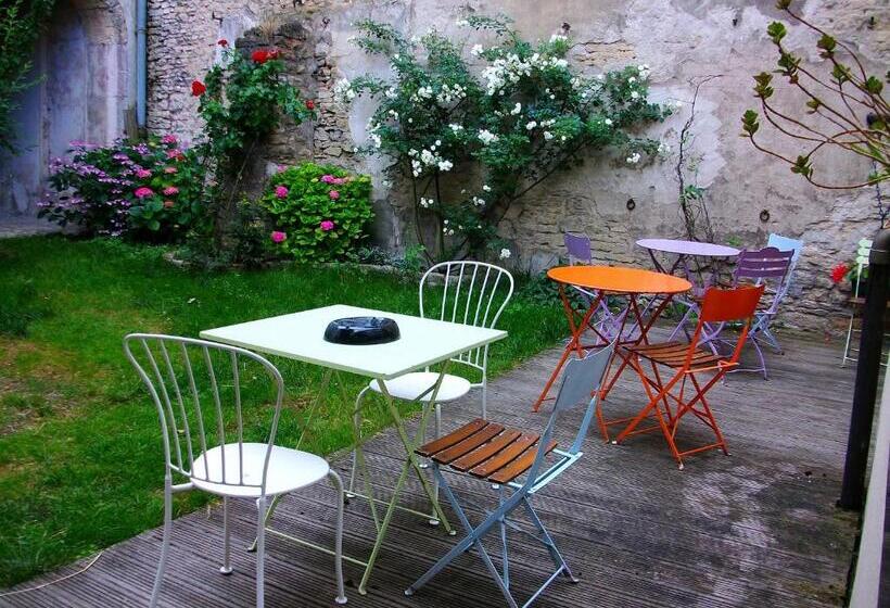 فندق Hôtel République