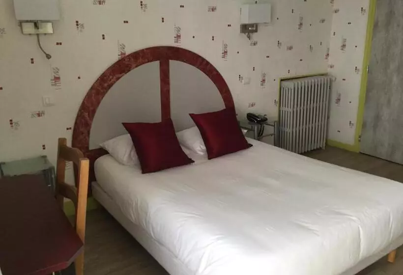 هتل Hôtel République