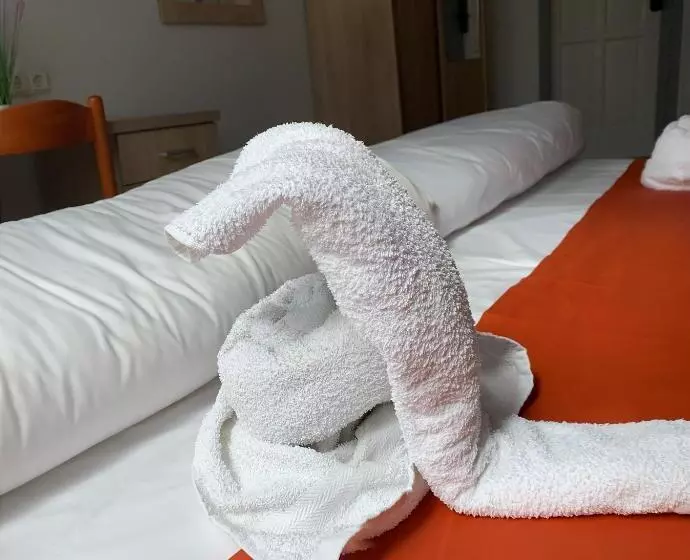 Отель Várfal Wellness Panzió