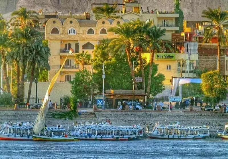هتل Nile Valley