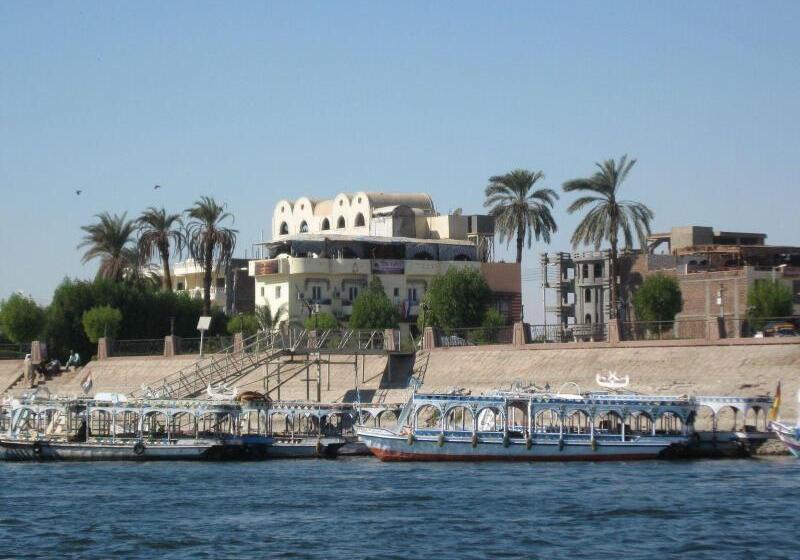 هتل Nile Valley