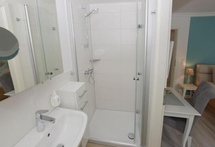 ホテル Pension Achtern Diek