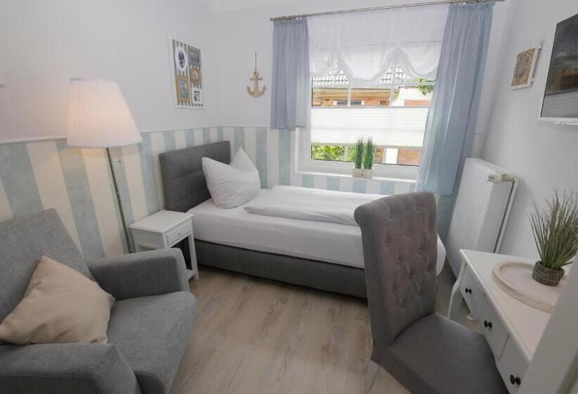 ホテル Pension Achtern Diek