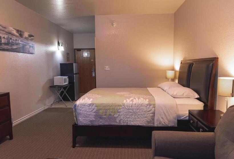 فندق Premium Inn And Suites