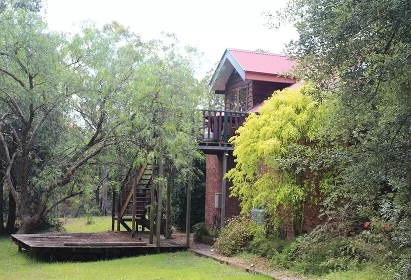 Отель Storey Grange