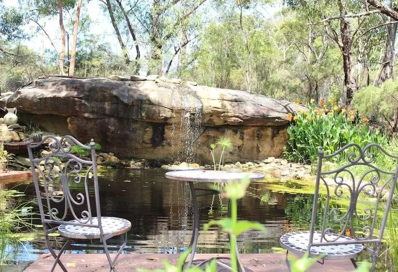 Отель Storey Grange