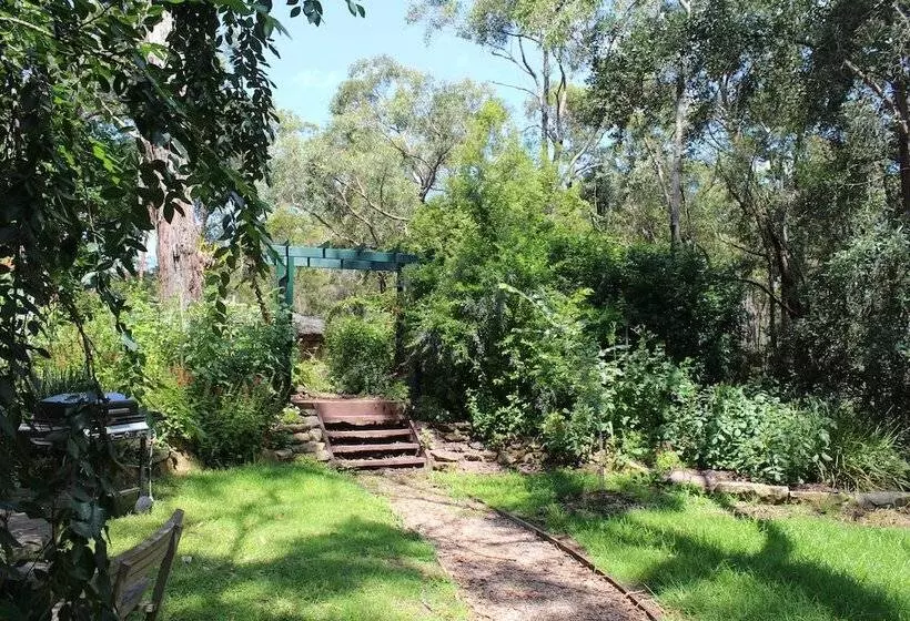 Отель Storey Grange