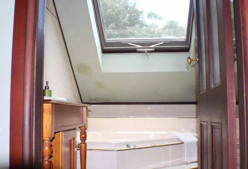 Отель Storey Grange