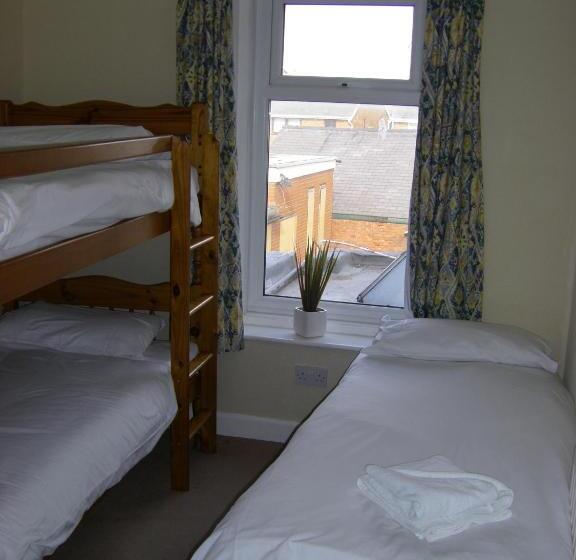 בית מלון כפרי The Waldorf