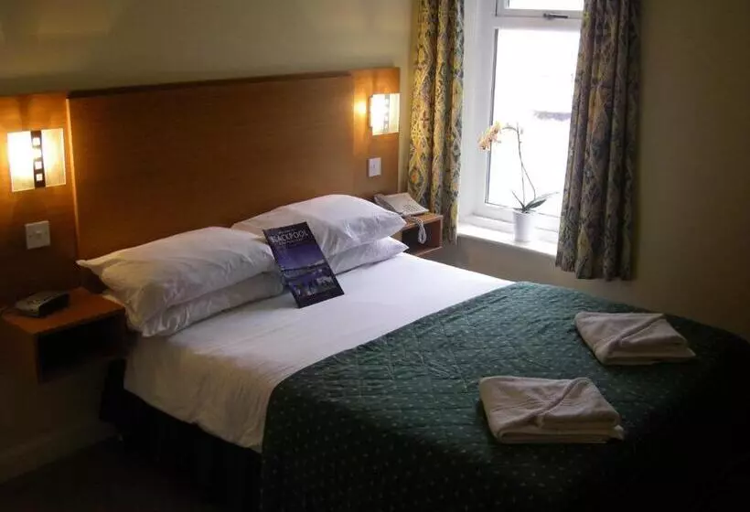 فندق The Waldorf