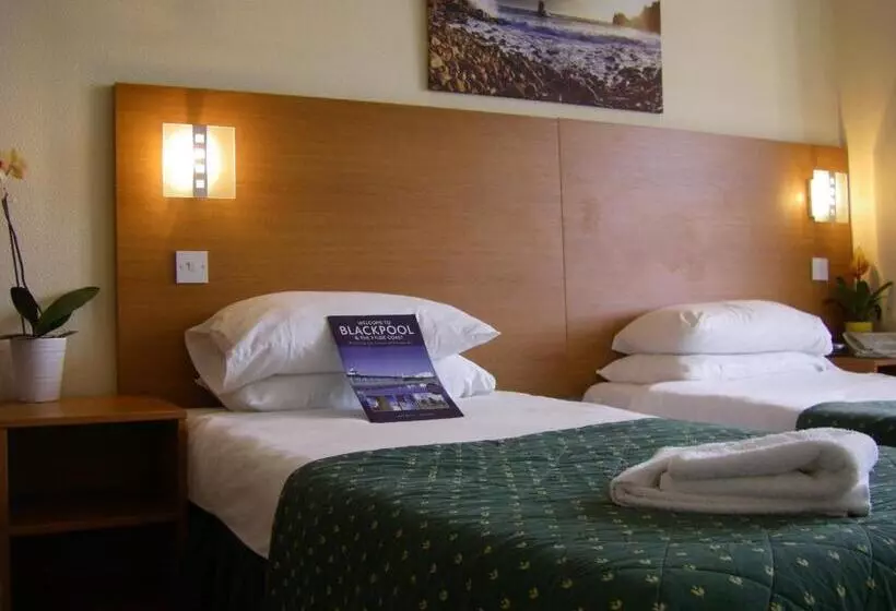 فندق The Waldorf