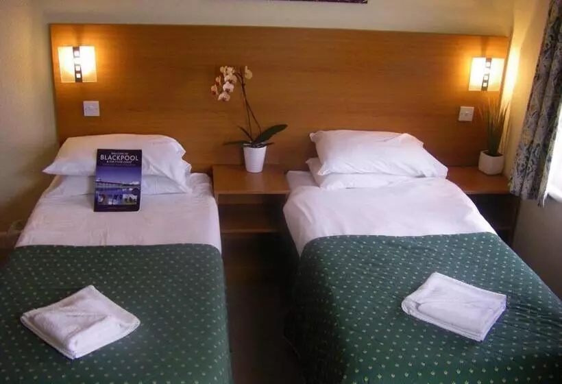 فندق The Waldorf