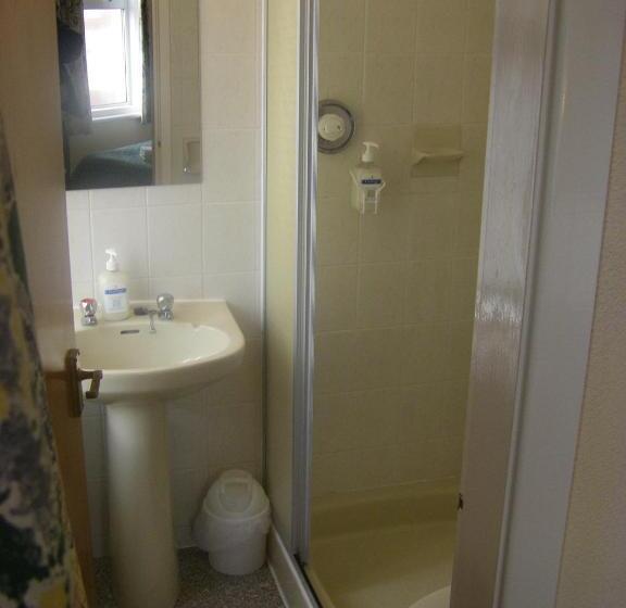 בית מלון כפרי The Waldorf