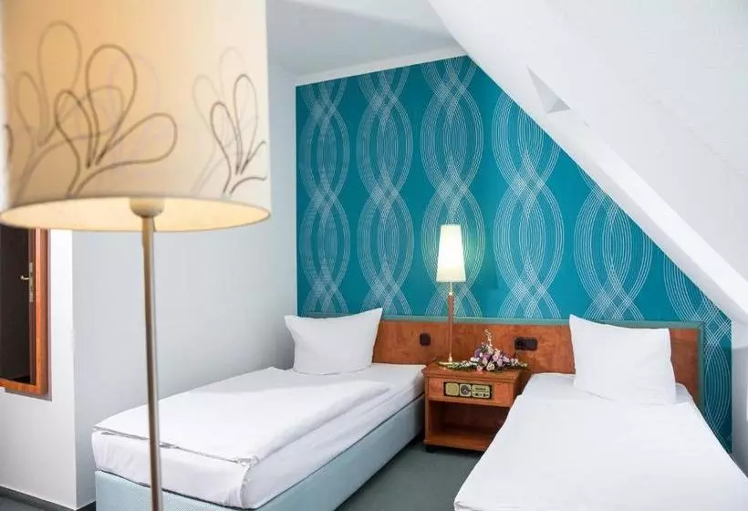 ホテル Pension Weinberg Güstrow