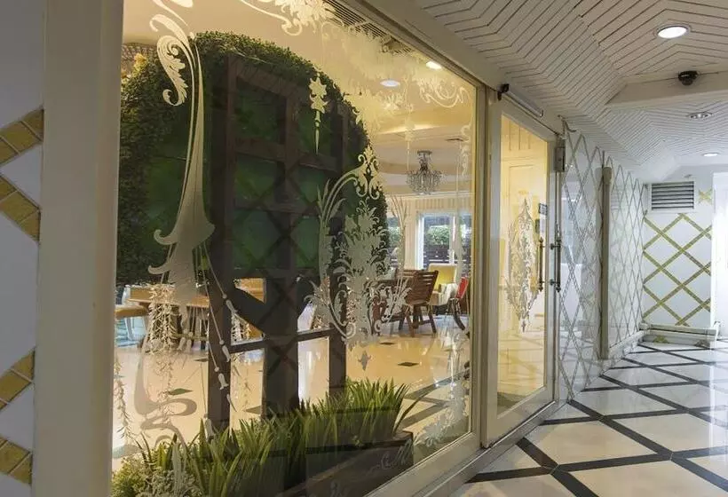 Orchid Resort