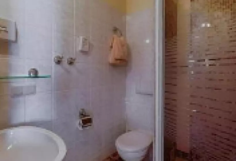 Und Restaurant Landhaus Hönow Ohg