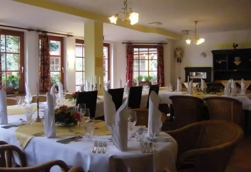 Und Restaurant Landhaus Hönow Ohg