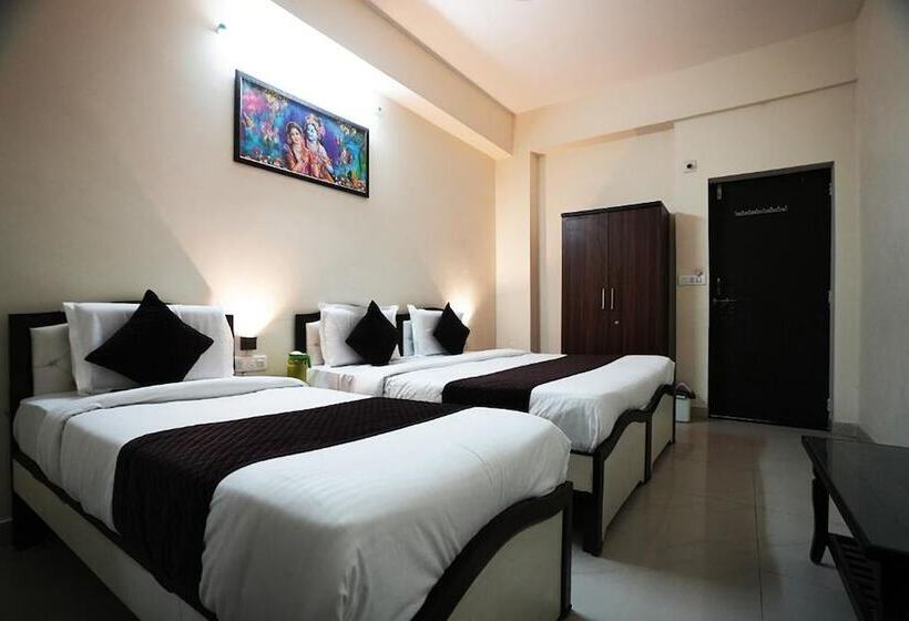 Отель Lotus Inn Near Udaipur City Railway Station