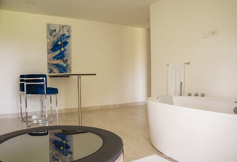 Hotel Palo Grande Cf Pereira