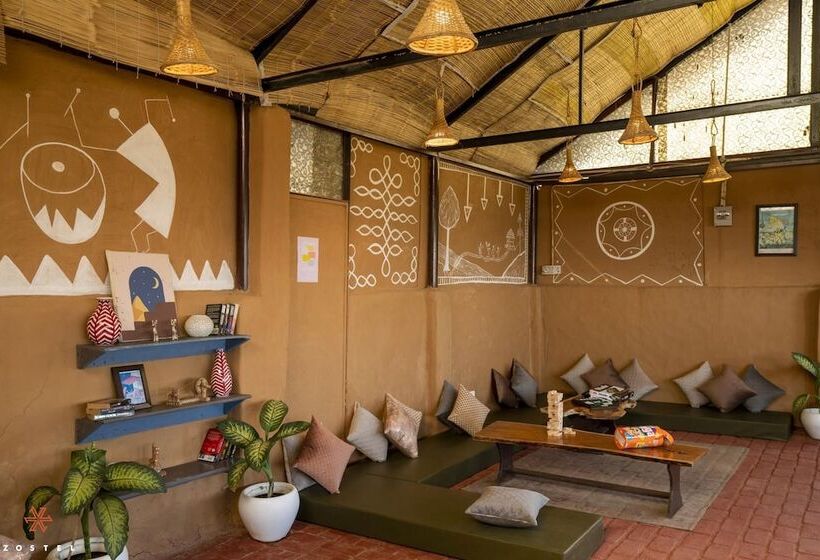 旅馆 Zostel Banikhet