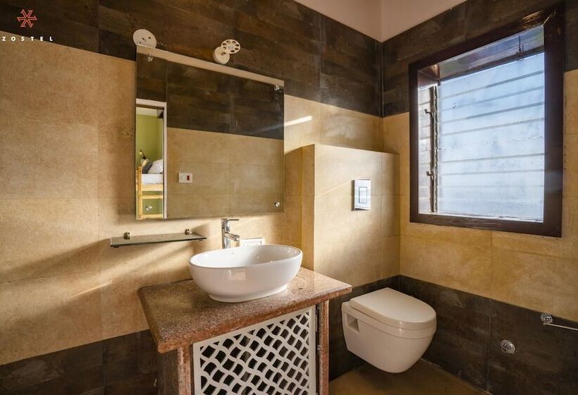 旅馆 Zostel Banikhet